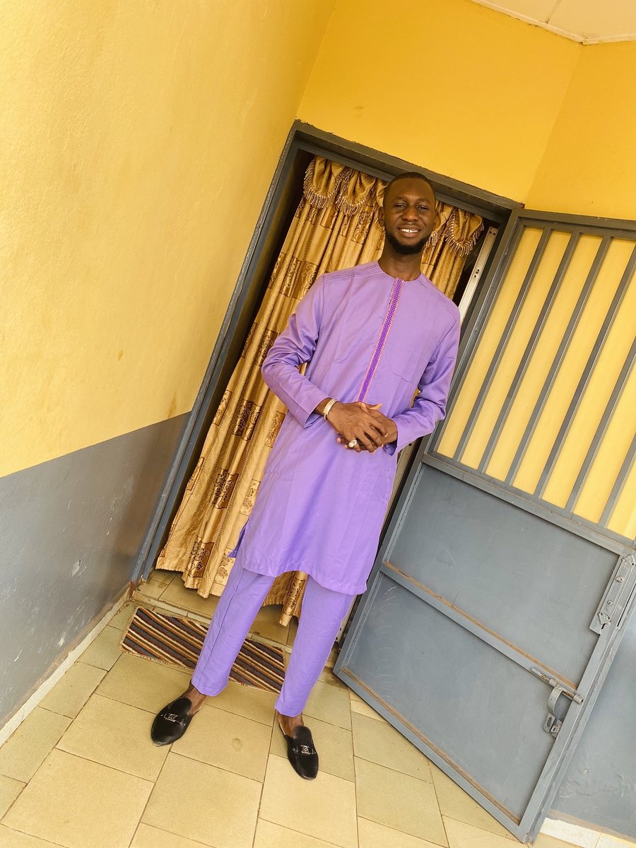 BangalyPapus's tweet photo. ALLAH nous accorde Pleines d'années à fêter dans de merveilleuses conditions. 
Bonne fête à toutes et tous les musulmans. 
Paix et pain dans notre Pays à nous tous.
#Alhamdoulilah 

#It's me
Bangaly Papus https://t.co/SopsxMCs0i
