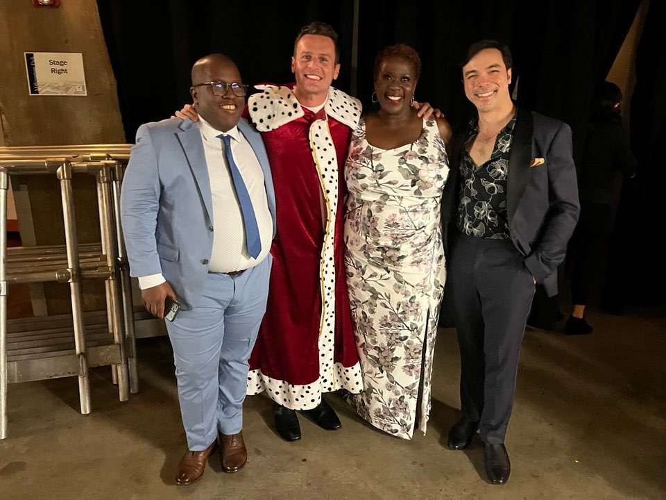 dailyjgroff's tweet photo. Jonathan Groff backstage at the Grant Park Music Festival in Chicago with Michael R. Jackson, Capathia Jenkins, and Sam Simahk
π·: https://t.co/mePxl5hHCV https://t.co/kFXQCkH3cV
