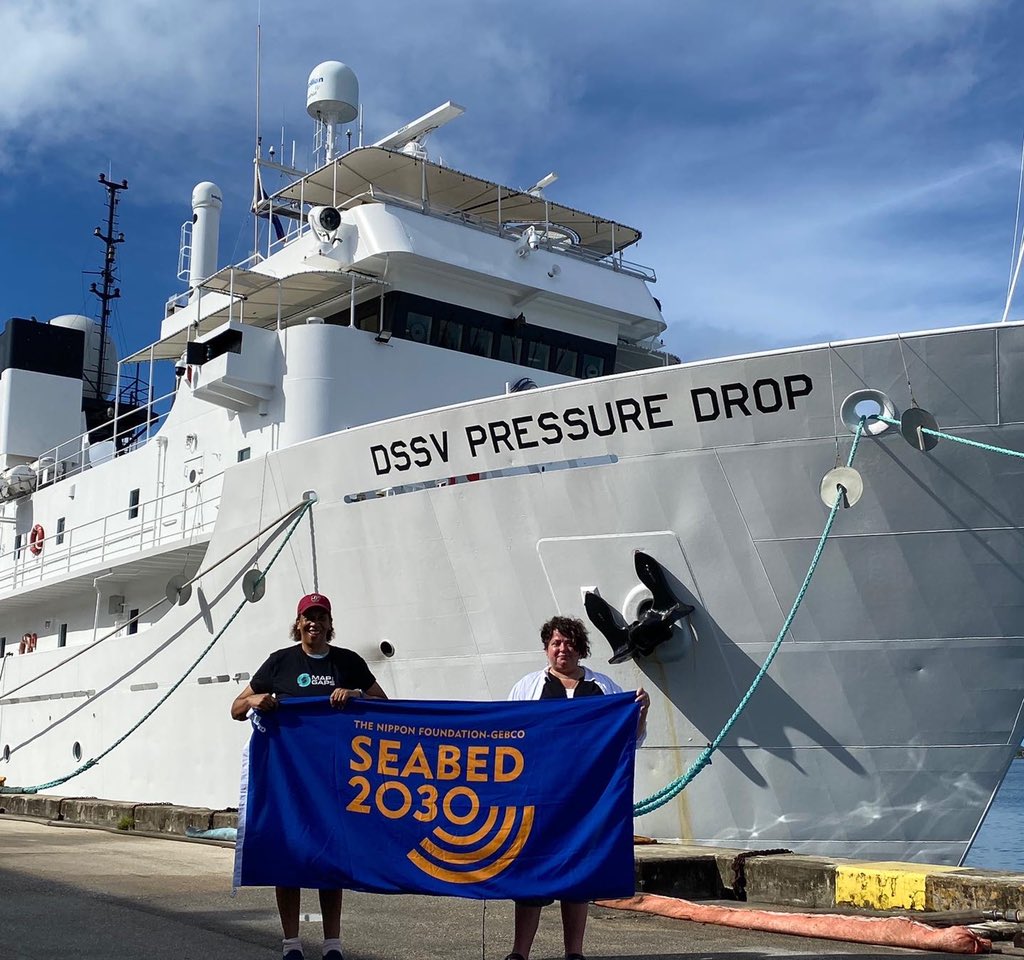deepseadawn's tweet photo. We are in the best of bathymetric mapping hands with the wonderful Roxy Wigley at that helm! There many gaps that we will indeed be mapping with EM124 over the next 10 days! Go @mapthegaps, @seabed2030 @GEBCO_NF_Alumni @gebcobathymetry 
#ChallengerDeep #DeeperSeaDawn https://t.co/NlPVCzmeAA