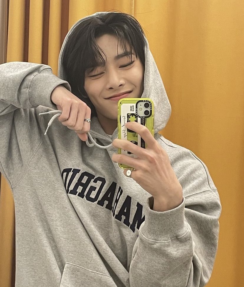 ㅤㅤㅤㅤㅤㅤ
ㅤㅤㅤㅤㅤㅤ
                 azaleo nash silvestre. 
             new acc but not new to rp.
          from <a href="/seungbinned/">alex | out</a>’s bmh au.
              rt or like to be mutuals.           
ㅤㅤㅤ  
ㅤㅤ