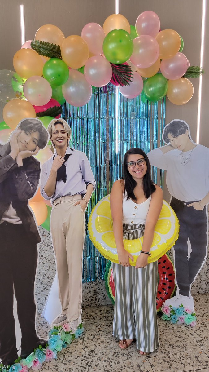ateezhtxx's tweet photo. Thank you to everyone that came to my event today! Im so happy to share San, Yeosang and Mingi's birthday with other fellow Atinys❤️ I can't wait to celebrate so many more with a of you!
•
#ateez #san #yeosang #mingi #atiny #ateezevent #ateezcomeback #kpop #kpopevent https://t.co/zjIWV1BLGp