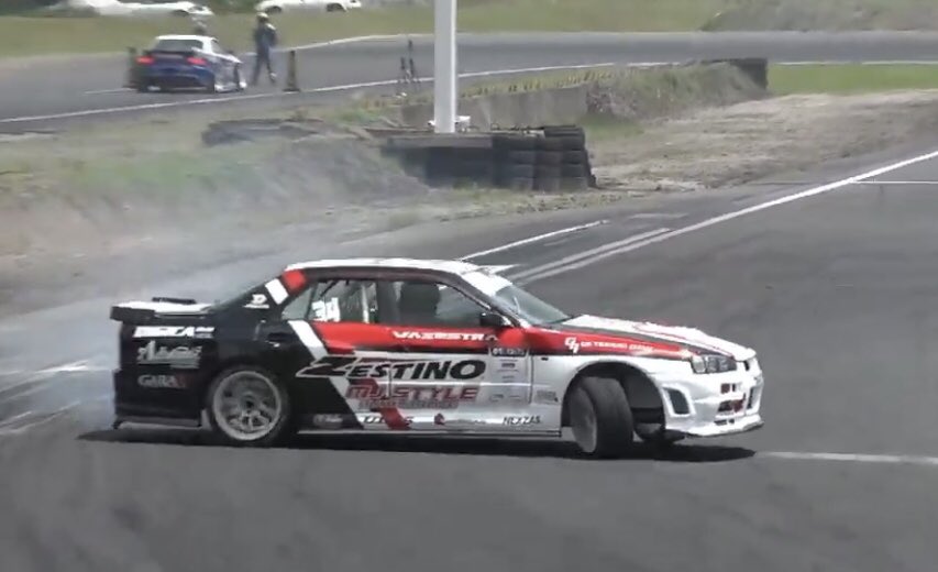 JapanTire's tweet photo. ZESTINO TIRES
D1Lights Rd.6日光サーキット
三好隼人 選手
R34 予選単走走行
@MJhayatomiyoshi
#mjstyle
#zestino
#ゼスティノ
#ドリフト
#三好隼人
#日光サーキット
#D1lights https://t.co/XoCkguh2f7