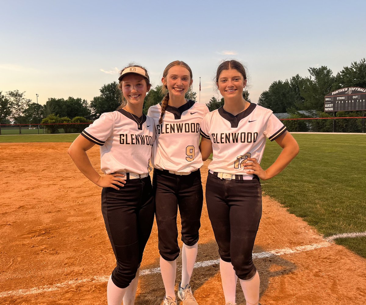 nickstavas's tweet photo. All smiles for the Rams. They’re moving on to the regional finals and are just one win away from the state tournament. 

I’ll have a full recap of @GlenwoodRams upset win over Creston ft. interviews with these ladies on https://t.co/zG1H0M1ARC later tonight. #kmasports #iahssb https://t.co/oXS5FPe5kk