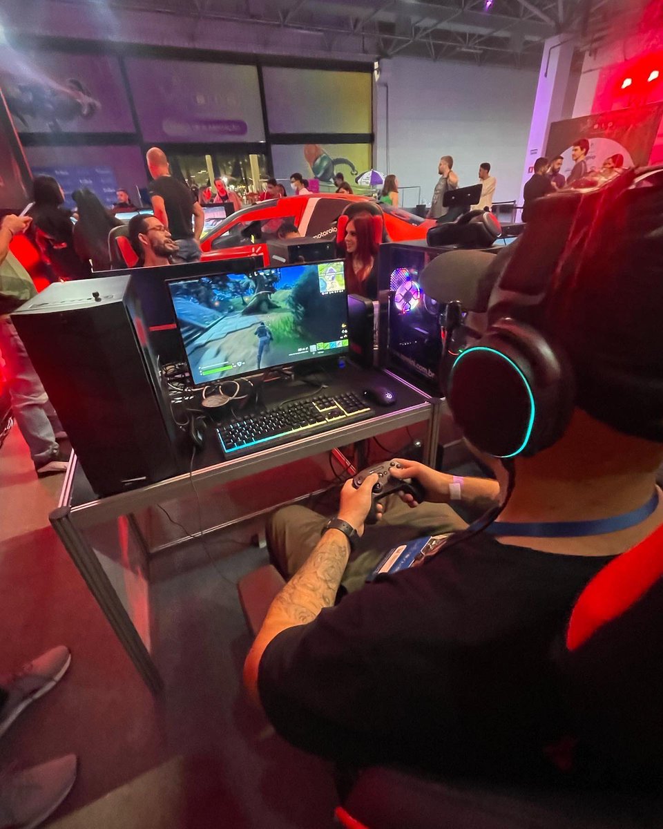 jeanclaudeegami's tweet photo. BIG FESTIVAL 2022 SAO PAULO - BRASIL: SÁBADO (9/7)

Pensa em um dia cheio🙄

#clarogaming
#nopingesports
#maxraceroficial 
#symini.tecnologia
#steelseriesbra
#steelseries https://t.co/qkenm5J2hu