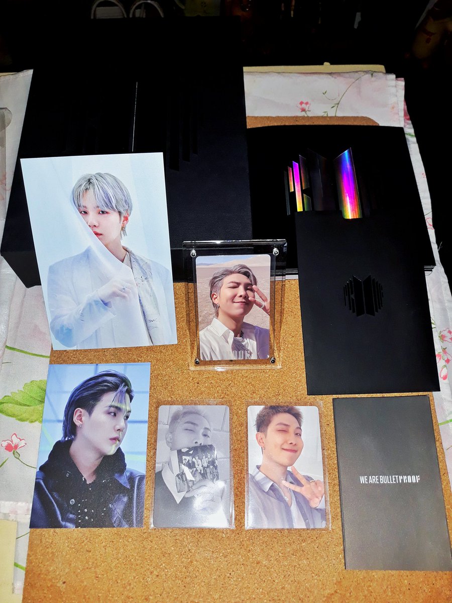 ShaiReanzares's tweet photo. How sentimental am I? I treasure BTS.
They are like my bestfriend from miles apart. They save me from my heartbreak. And sharing to you my Proof Album. I'm so happy that my Bias "namjoon" who inspired me by his words came home together with my bias wrecker. @BTS_twt https://t.co/rodKAoVgu7