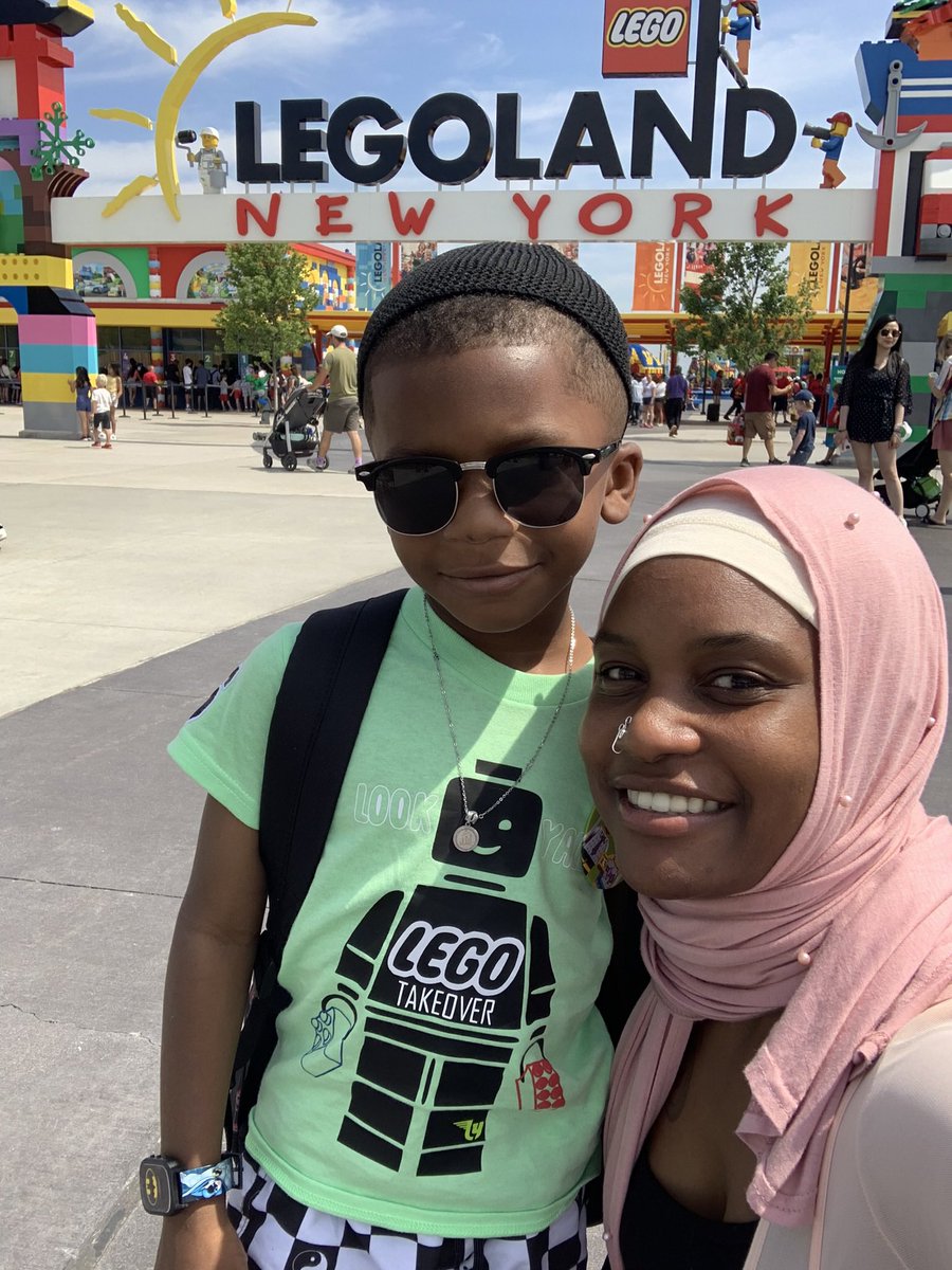 LookYallLady's tweet photo. LegoLand trip on me https://t.co/rEiJqFhOF8