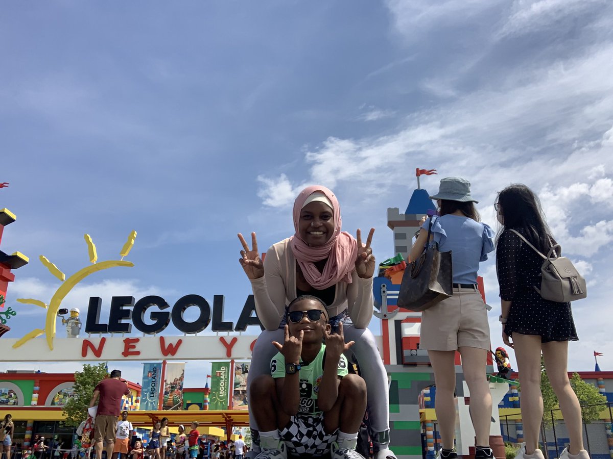 LookYallLady's tweet photo. LegoLand trip on me https://t.co/rEiJqFhOF8