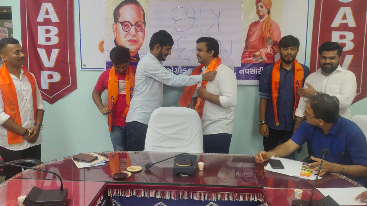 NavsariAbvp's tweet photo. નગર અધ્યક્ષ તરીકે ડૉ. ચિન્મય ડે
નગર મંત્રી તરીકે નિખિલ પાટીલ 
નુતન કારોબારીને શુભેચ્છાઓ સહ અભિનંદન છે.
#ABVPFoundationDay
#ABVPNavsari
#ABVPGujarat https://t.co/iEzli1UR9S