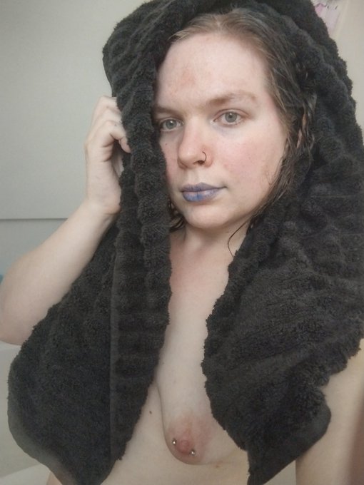 Guess what #disgusting thing I did in the shower just now and win a prize! https://t.co/2RISiaNkE8<a href="/tag/disgusting"class="tags">#disgusting</a>