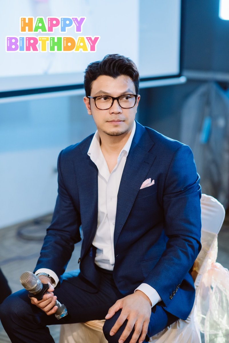 NumkalaNKL's tweet image. HBD.To Me
เข้าสู่วัย 41 ปี บริบูรณ์ 🎂
#numkala