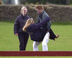 marklodum2's tweet photo. @KevinNewsom10 @CarolinaMomma89 The "TRADITION" &amp; the overwhelming LOVE
for the QUEEN has helped the Monarchy remain as an essential honored "Head of State"-  🇬🇧 is not likely to end the Monarchy anytime soon unless the SPOILED SELF-Centered PRINCE or other Family members bring it down w a horrid SCANDAL- GSTQ https://t.co/010Wnk8gcf