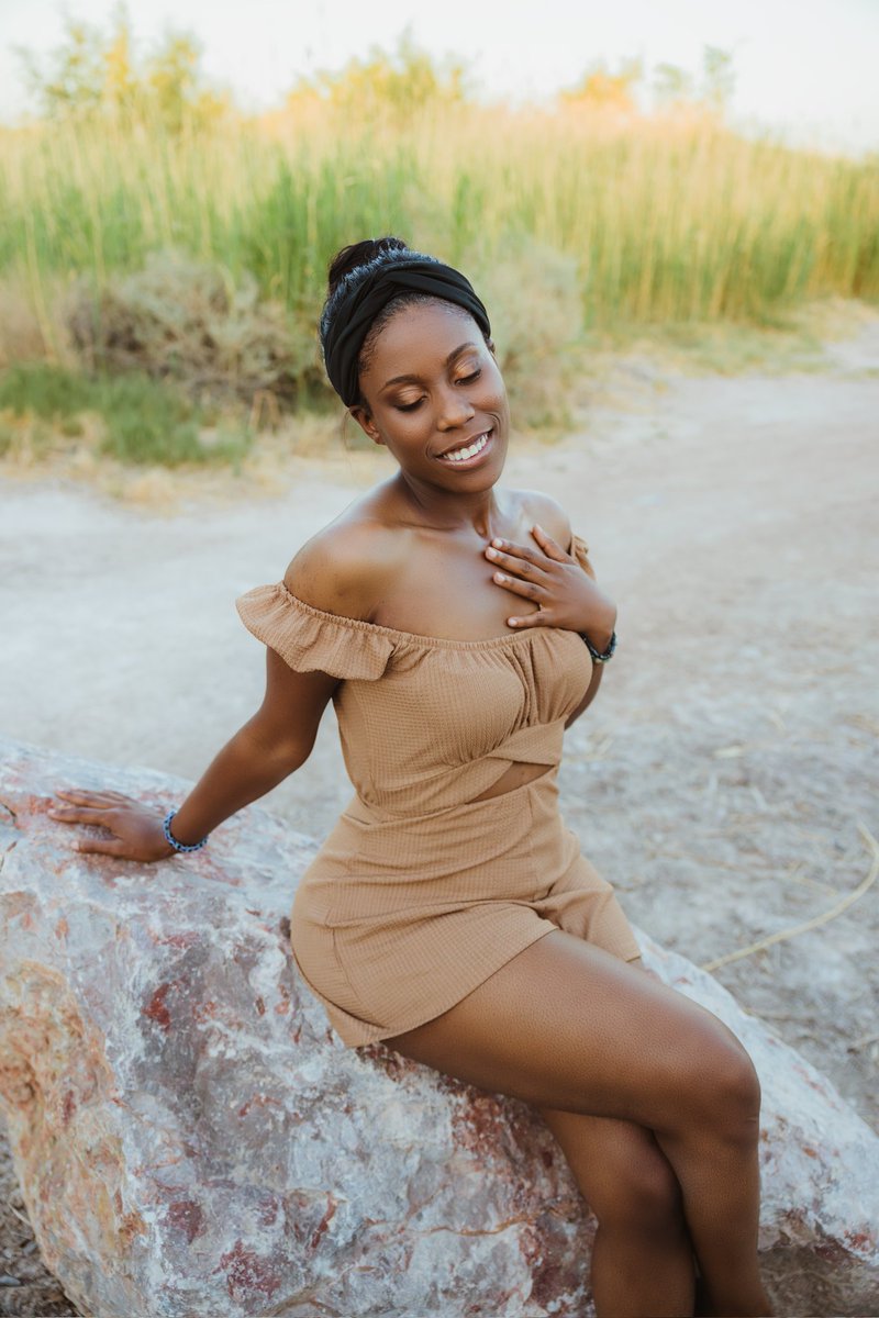 DanniPooh3's tweet photo. Pre Birthday Photoshoot 

3 More Days Until My Solar Return 🪐♋️

I'm Proud Of You Queen D https://t.co/B5FwAQKzWD