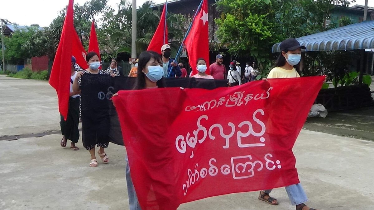 KYITHAR95368969's tweet photo. Local residents from #Hpakant Twp, #Kachin State, regularly marched and protested to overthrow the #MilitaryDictatorship on July 10.

#2022July10Coup       
#HelpMyanmarIDPs       
#WhatsHappeningInMyanmar https://t.co/xUvJsfAeJ6