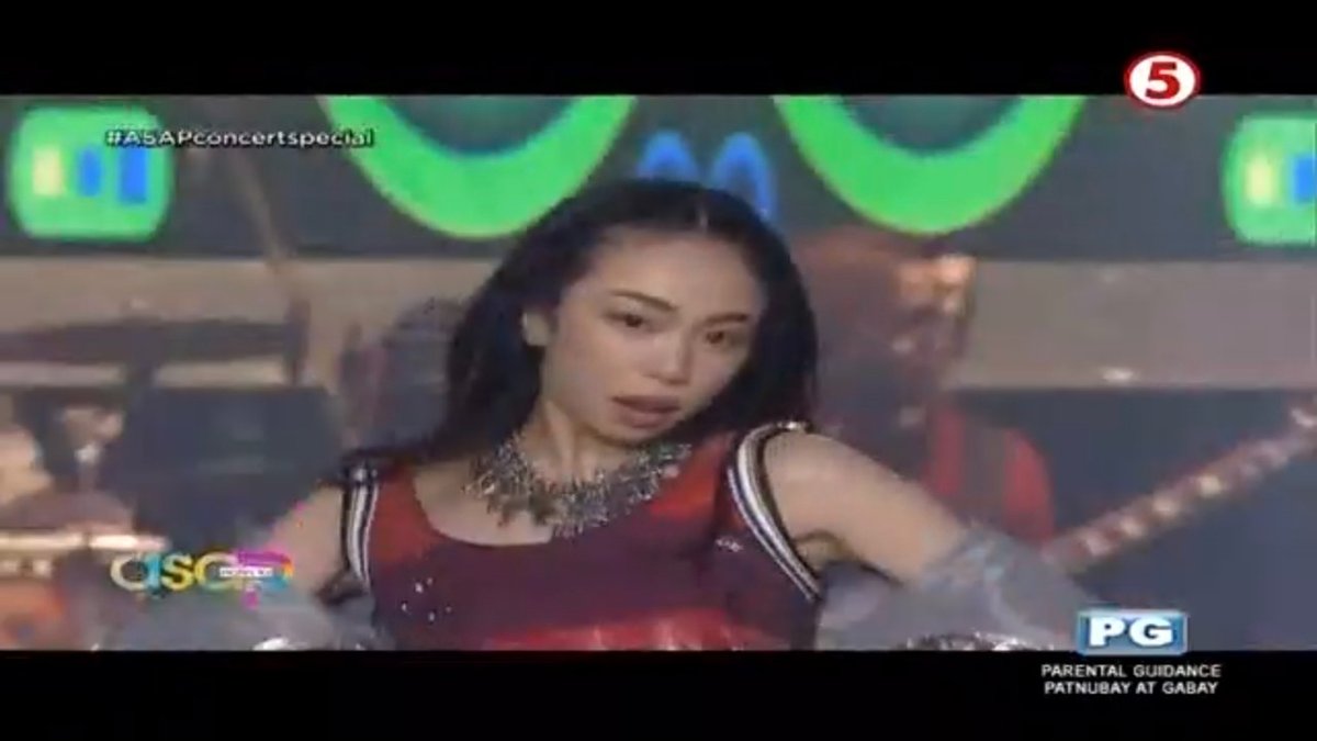 TV5manila's tweet photo. Kapatid! #ASAPonTV5 na! 🥳

#ASAPconcertspecial
#ASAPonTV5
#IBAngSayaPagSamaSama https://t.co/9DjbtzNUoX