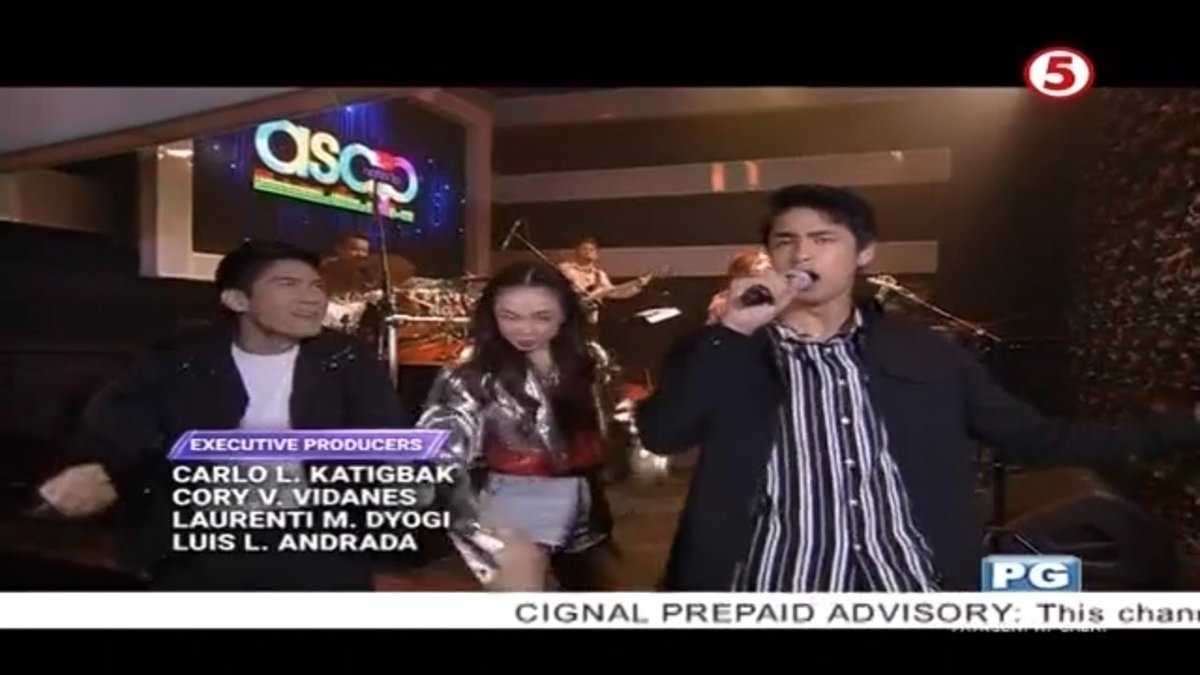 TV5manila's tweet photo. Kapatid! #ASAPonTV5 na! 🥳

#ASAPconcertspecial
#ASAPonTV5
#IBAngSayaPagSamaSama https://t.co/9DjbtzNUoX