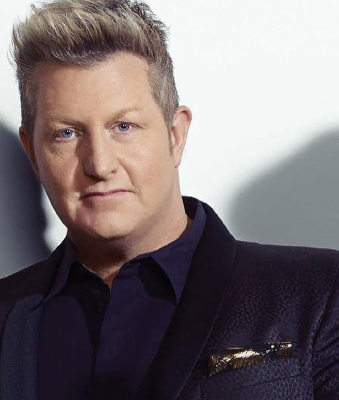 Happy Birthday to Gary Levox. 