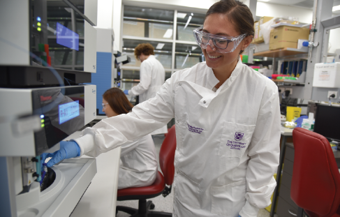 BASEmRNA's tweet photo. 🚨Want to join Australia's leading mRNA research and manufacture hub? We are recruiting for an mRNA Production Lead. The high-level role will lead a specialist  team building the next generation of mRNA technologies. Please retweet! Apply here 👇
https://t.co/zRORb7MhUl https://t.co/uVLw7yD3Si