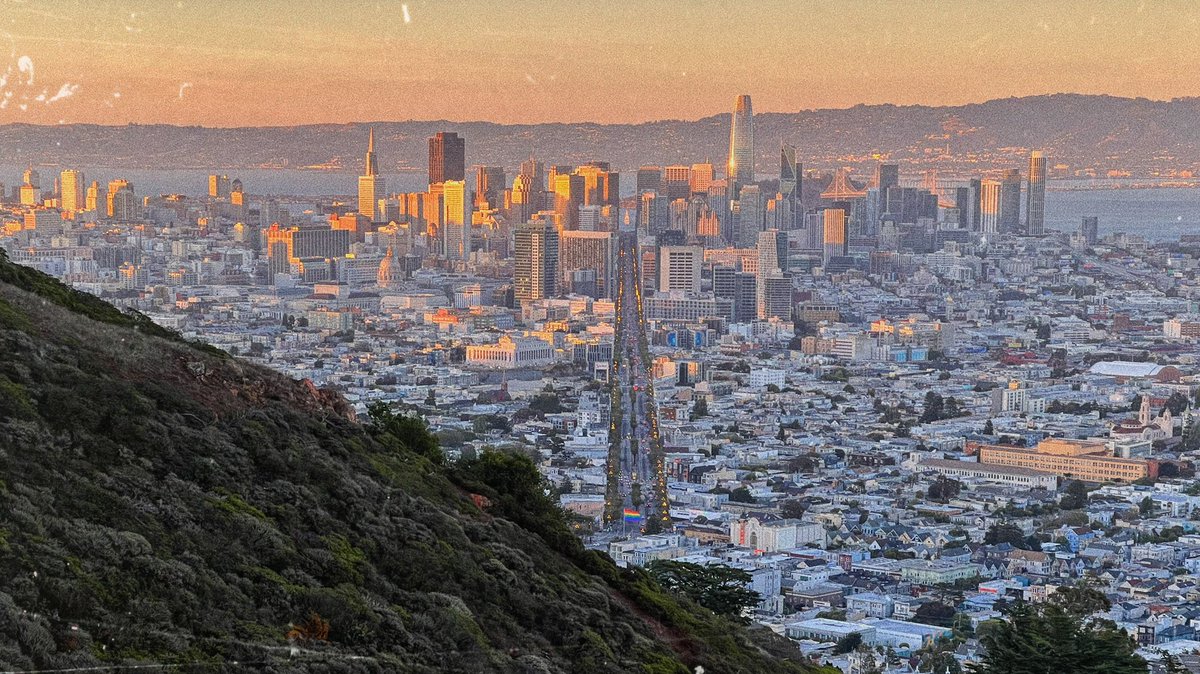 Feeling so grateful that I get a sabbitical to rest, recharge and recalibrate - thank you <a href="/asana/">asana</a>. Going to also shut off Twitter for the time being. See y’all in 6 weeks ✌🏼