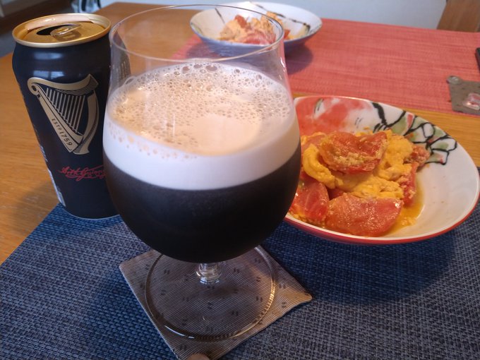 居酒屋へ行く心の余裕は無いので家呑みギネス。(゜д゜)ウマー 