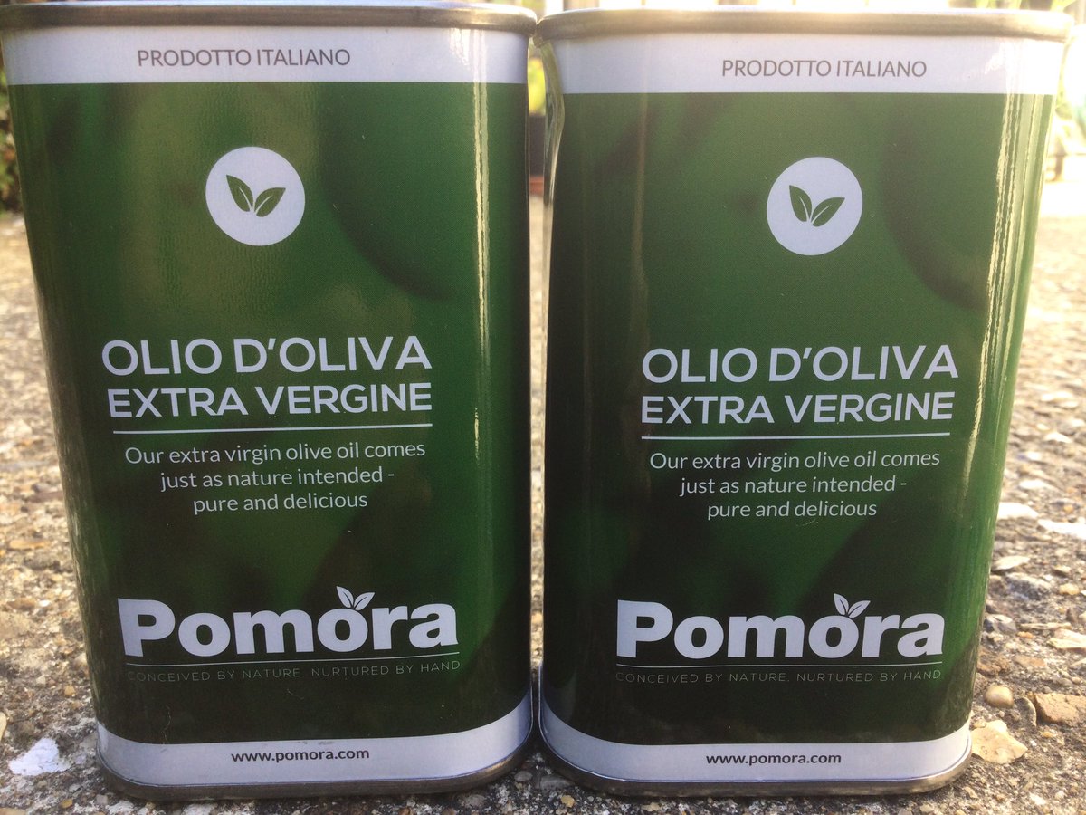 Beautiful fresh new olive oil! I couldn’t add anything better to my veg! Thanks <a href="/PomoraGoodFood/">Pomora</a> #oliveoil #newoil #italianfood #healthyliving #Mediterranean #healthy