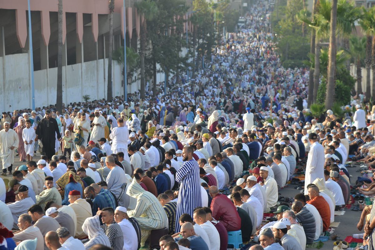 Le360fr's tweet photo. 🇲🇦| Les Marocains célèbrent ce dimanche 10 juillet l’Aïd Al-Adha.

Aid Mobarak Saïd à tous.

📸📍Casablanca https://t.co/MrZi5lJCxy