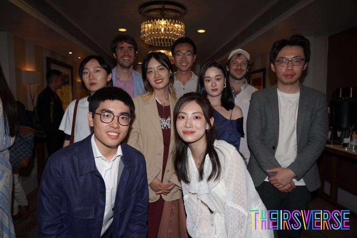 Theirsverse's tweet photo. 🤩Theirsverse stunning community members in London! 

💃Young Web3 builders from IC, RCA, UAL (etc) who are so bright and passionate! 

Thank you @ClemmieMing @johnwuu3  @sunyuqian1997 for voluntarily initiating the event and making more people know about #Theirsverse! 

#nft https://t.co/wAooQ1LupK
