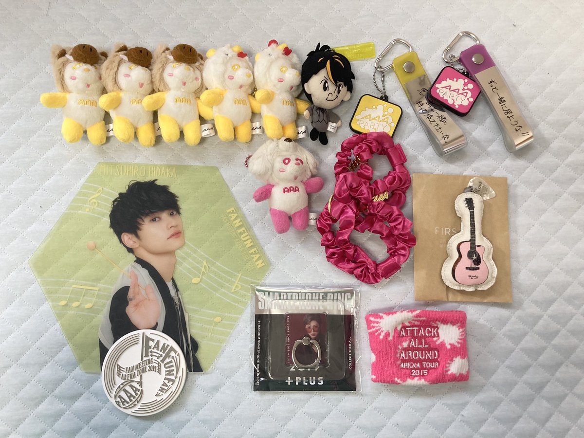 _skO13_'s tweet photo. AAAグッズ譲渡.買取
※交換は求めておりません。

1枚目：100円
2枚目：200円
3枚目：300円(big缶500円)
4枚目：タオル500円
(+送料)

5枚目⬇️はおまけ
纏めての方優先
お気軽にお声掛け下さい(^^)
#aaaグッズ #AAAグッズ譲り #AAAグッズ交換 #AAA1番くじ #AAAカフェ #AAADOMETOUR15thANNIVERSARY 会報 https://t.co/Vd3QSGK8zB