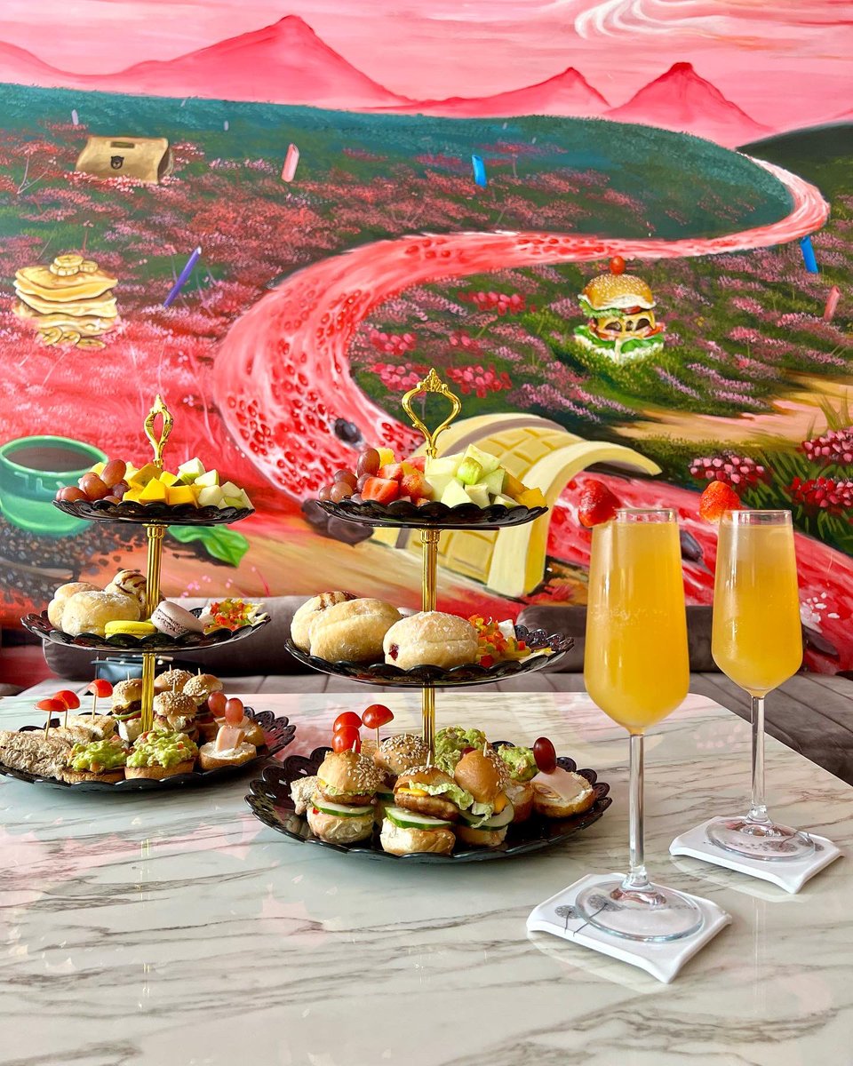 PNavigating's tweet photo. It’s a good day for brunch at pink bear… location : 141 Adetokunbo Ademola crescent, Wuse II https://t.co/fcqSDK4o7d
