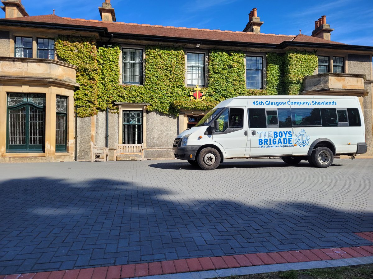 45thGBB's tweet photo. Our minibus outside BB Scotland in Carronvale this morning, ready to take the young leaders attending KGVI leadership course to Edinburgh. @TheBBScotland https://t.co/YrvWffKQen