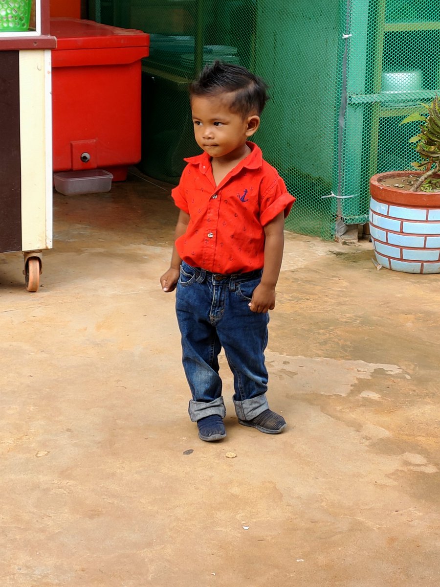 oumsamnang1 tweet picture