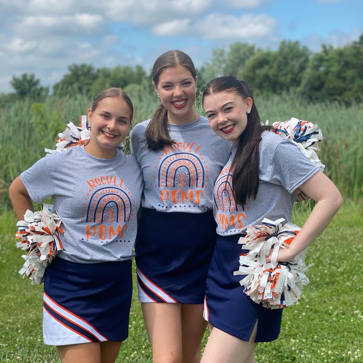 RocketPoms's tweet photo. Sparks in the Park Paradeβ€οΈπ€π
#rocketpoms #marchingrockets #loveourhometown https://t.co/MXfSmi4ymG