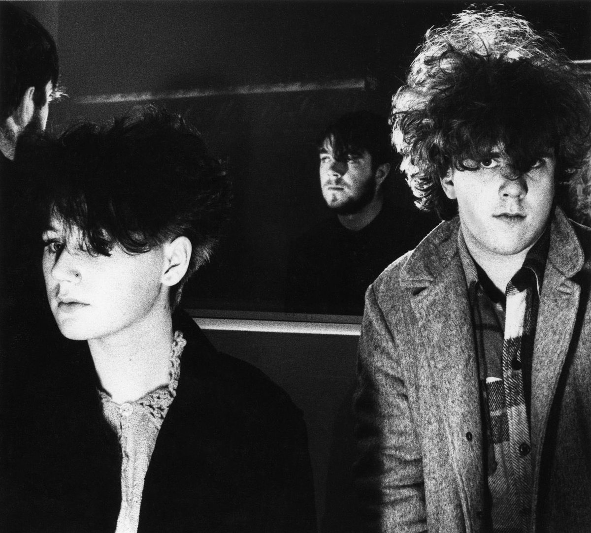 JakeRudh's tweet photo. 40 years ago today, #CocteauTwins released their debut studio album “Garlands” - kicking off an impressive and influential run of albums and EPs over the next fourteen years. https://t.co/lnyov405YM