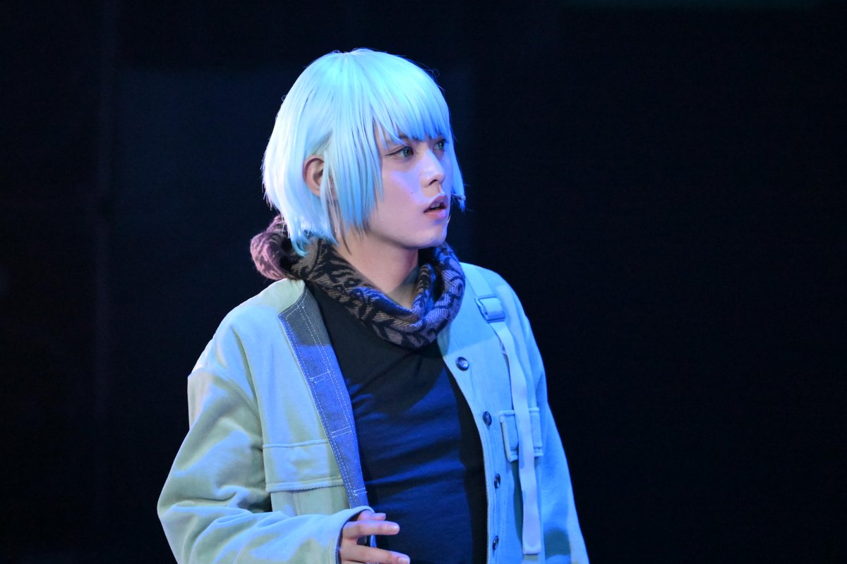 NIGHT_HEAD2022's tweet photo. 『NIGHT HEAD 2041-THE STAGE-』

沢山のご来場をいただきました本作も
いよいよ千穐楽でございます🎊

開場　15:30〜
開演　16:30〜

🚨開演時間にご注意ください🚨
お早めのお席のご確認をお願いいたします。

皆様のご来場心よりお待ちしております😊

＃ナイステ
＃ナイトヘッド https://t.co/Ax6fmUSi1F