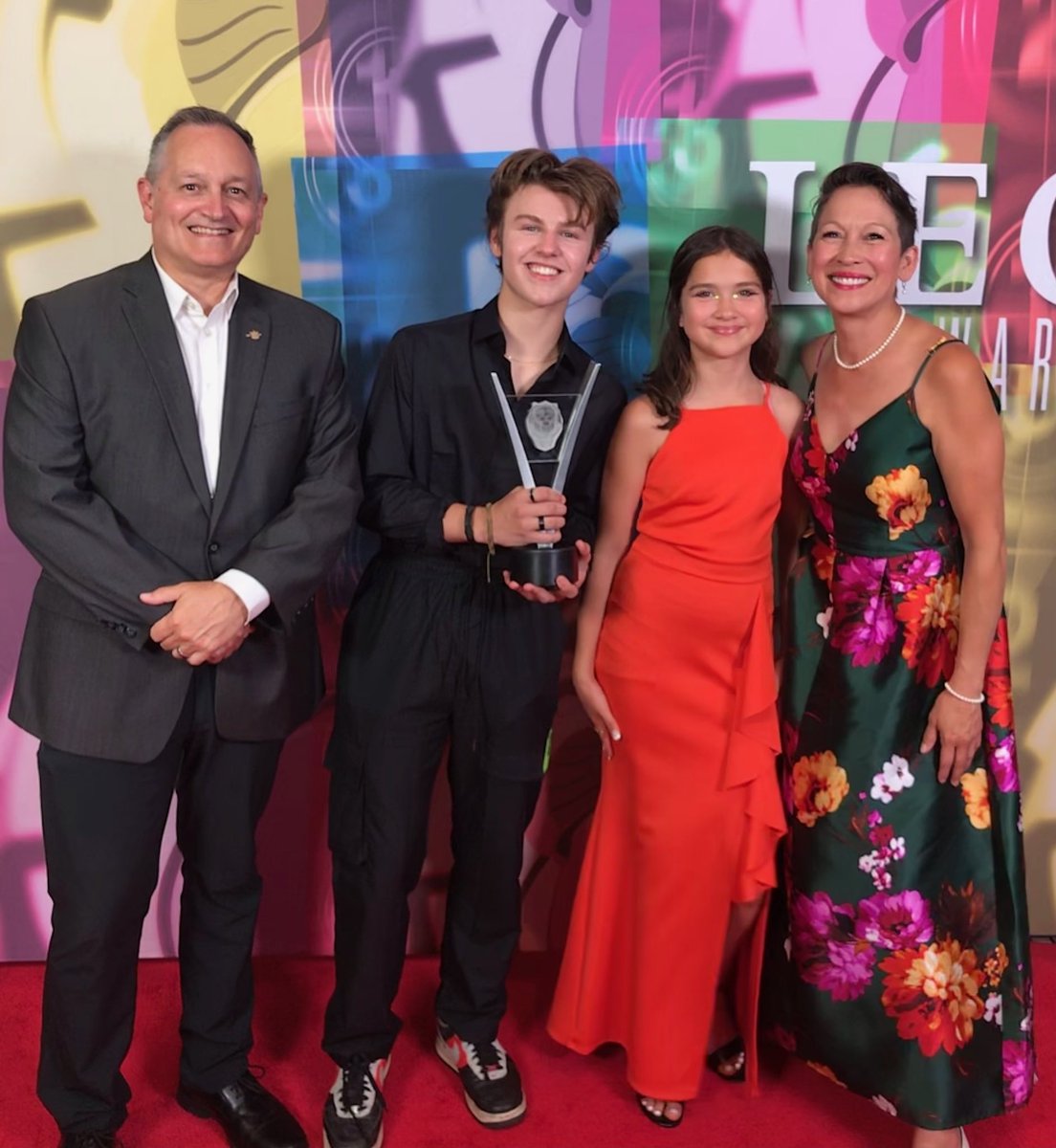 melaniejmark's tweet photo. The @leoawards were live in #YVR! Honoured to be in the company of the best of the best in BC’s motion picture,film & television industry!BCs talent is second to none- we punch well above our weight class. Congratulations to all the nominees and winners! #KeepShining #TheSector https://t.co/ktTlUx3TNB