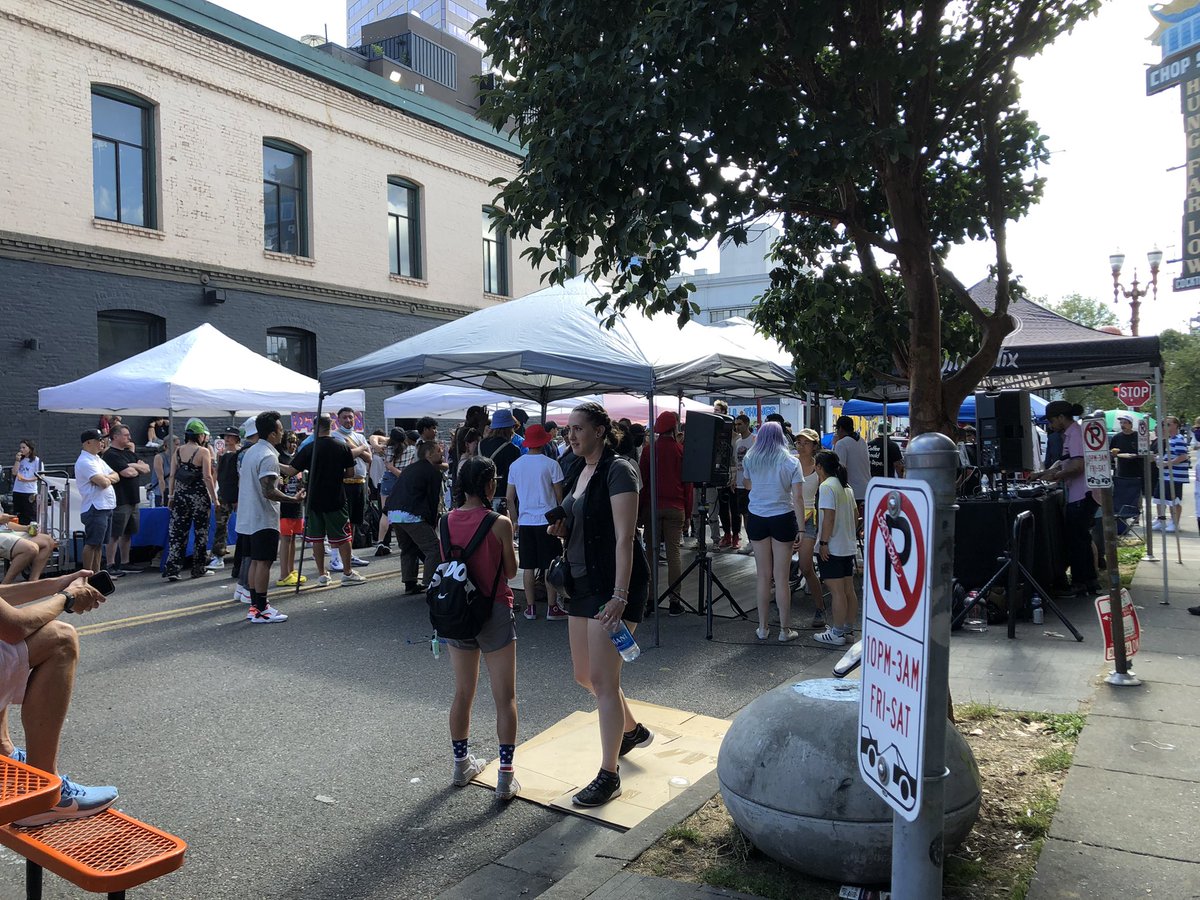 DInstigatah's tweet photo. #todayinpdx #goodtimes #cityalive #pdx #2022 https://t.co/D1hA8E9QU1