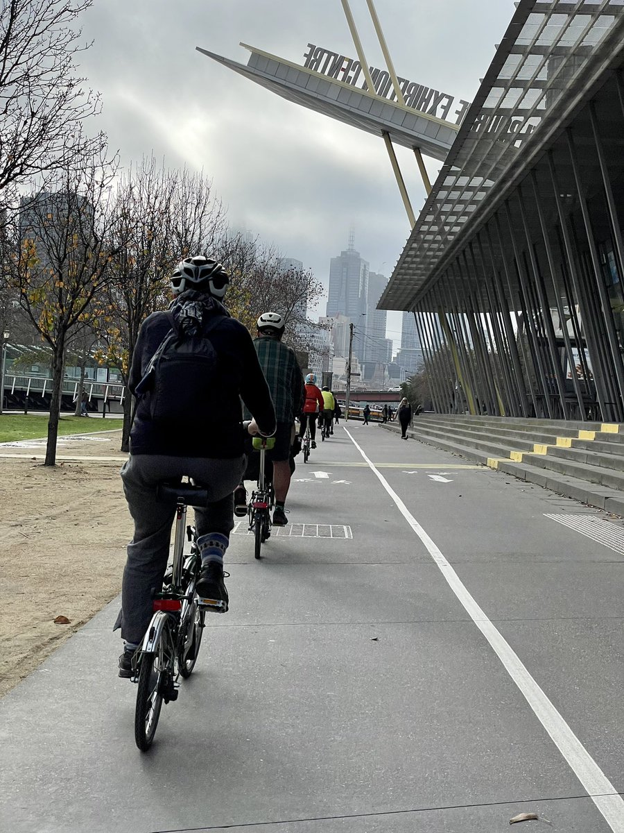 Brompton_MEL's tweet photo. Some photos from our club’s social ride today!
After an ‘atmospheric’ start, the clouds cleared for a blue sky afternoon. 😊
#BromptonsOfMelbourne #WhatWeRide #ChargeUnfoldGo https://t.co/MedvPNXAxi