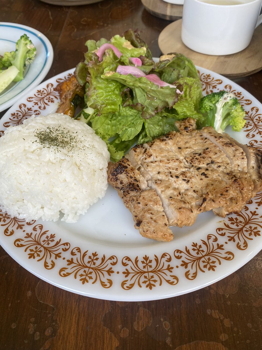 matsumuramaro's tweet image. 遅いランチ😊
お腹いっぱい😀
#沖縄 #GOZZA #恩納村