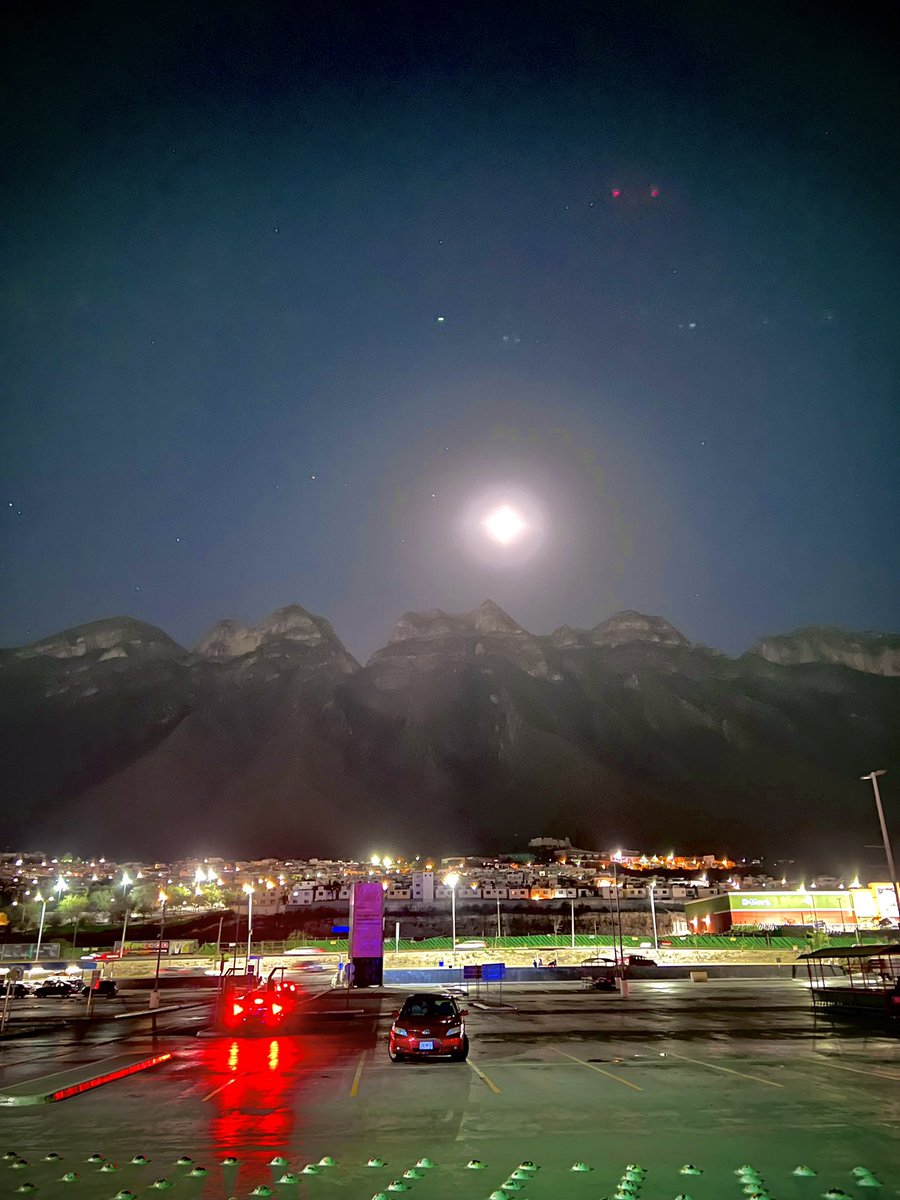 komanche 🇸🇻 tweet media