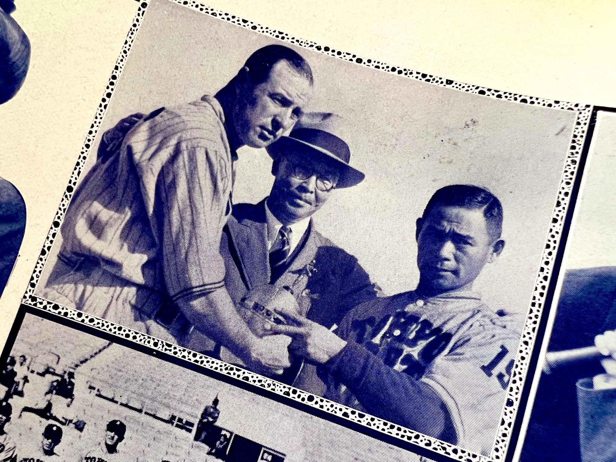 萬象アカネ@レトロ on Twitter