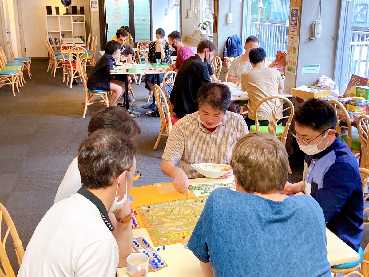 SakuraHostel's tweet photo. 今日も言語交流会と国際交流ボードゲームイベントがございます☆*:.。.o(≧▽≦)o.。.:*☆
いつも参加してくださってる皆さんありがとうございます😘
参加したい人は当日参加もオッケーです(〃^▽^〃)
#sakurahostelasakusa #tokyo #boardgame #languageevent #languageexchange https://t.co/LWM8y5JZlD