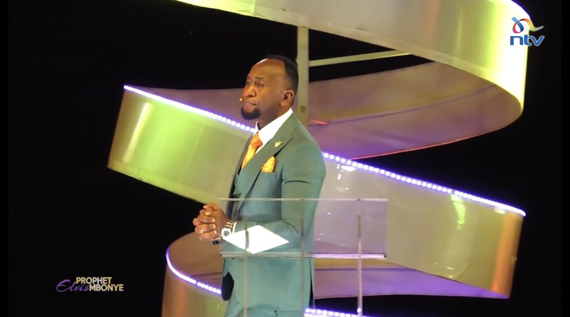 kawesak2's tweet photo. “ I know where I have been and I am with you where I was”

#DeepThingsofGod
#ProphetElvisMbonye https://t.co/Wrv1BOWbEn