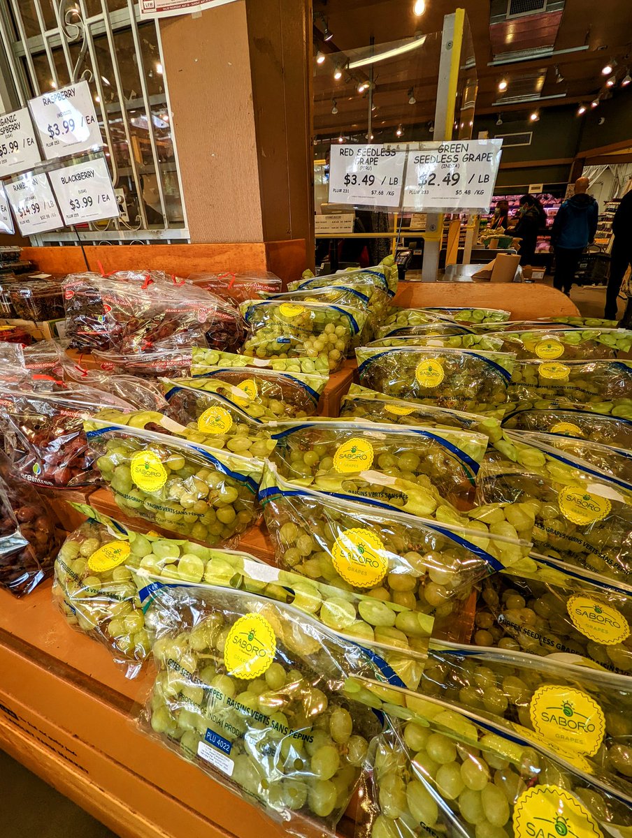 Jijid's tweet photo. As an Ex-#Mahindra Proud to see #Saboro in #Vancouver. Rarity to find Indian fruits here @anandmahindra @MahindraRise https://t.co/HmlmcLnp7B