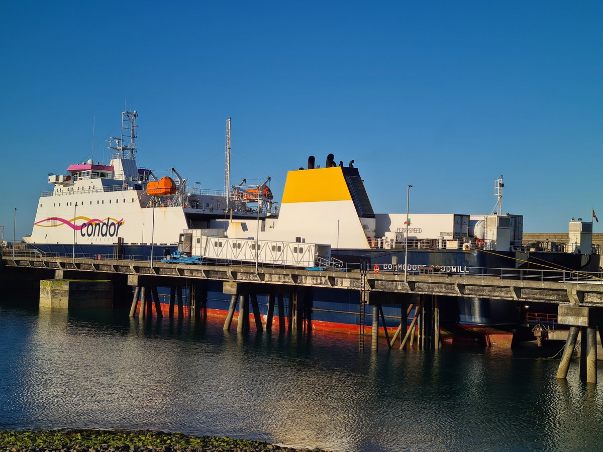 Bradfordgull's tweet photo. #CondorFerries #CommodoreGoodwill alongside in the #Port of #Jersey in the #Channelslands before making her way to #Portsmouth. #ferries #ferry #condor #sailing #gaytravel #traveltips #sailing #ships https://t.co/ZX0snqrald