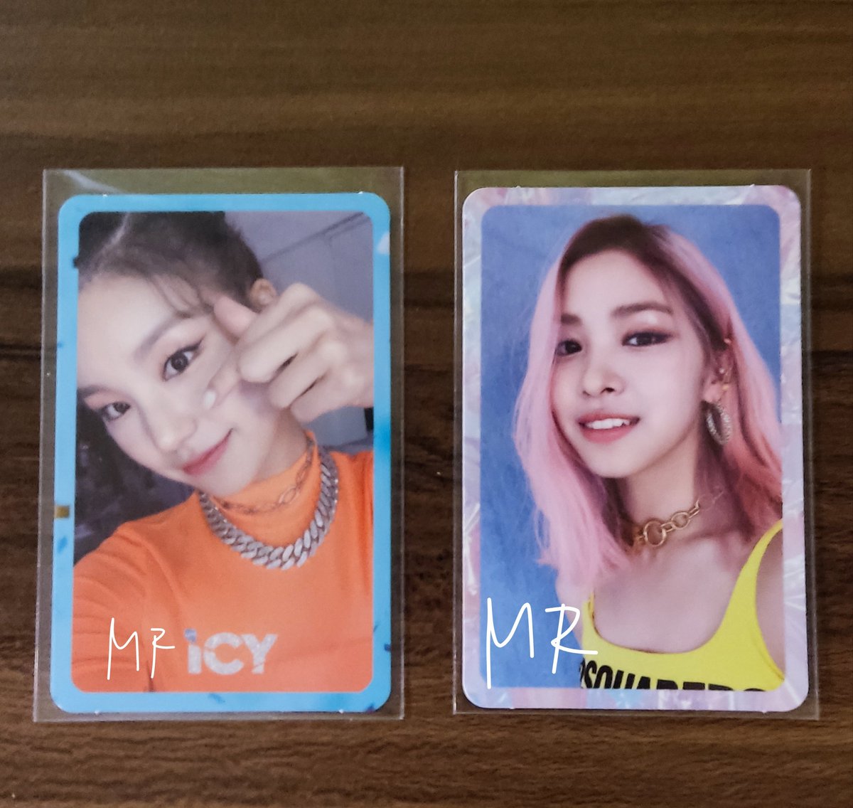 pl4netfour's tweet photo. wts lfb itzy ph

yeji and ryujin border pcs set 

₱500 (₱450 payo)

‼️Don't claim if sensitive to marks‼️
mod: ggx 
mop: gcash or grabpay 
dop: 3 days reservation 

reply or dm mine for claim 🫶🏼

🏷️ wts lfb ph itzy itz icy yeji ryujin border pcs https://t.co/y4XdKet3lZ https://t.co/RzobxqbWEP