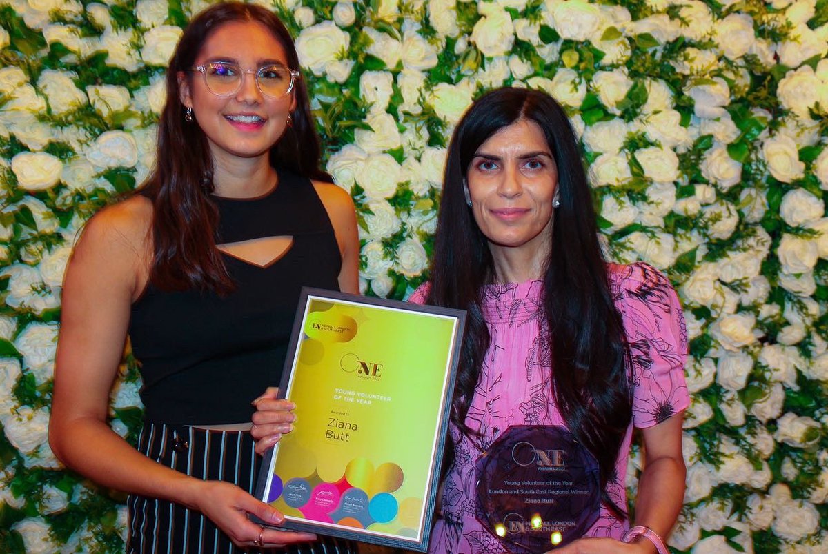NetballLondonSE's tweet photo. ⭐️ Young Volunteer of the Year
ZIANA BUTT
#LSEONEAwards #ONEAwards https://t.co/wb4F3YrJnR