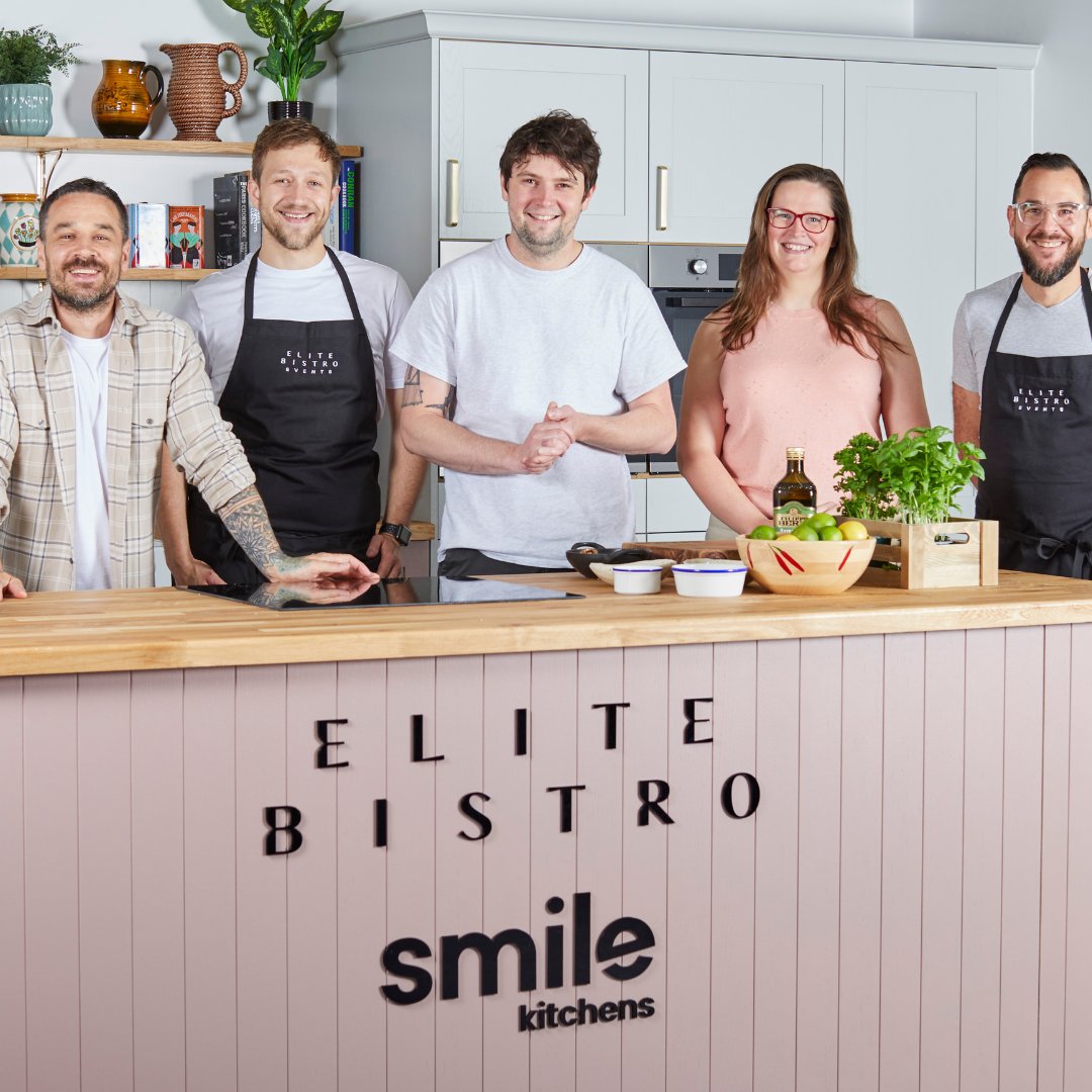 mysmilekitchen's tweet photo. Introducing the new kitchen studio for @GaryUsher_ and the team at @Elite_Bistros HQ in Hoole, Chester β A beautiful example of our Vard range in Doll and Tusk.
ππΌ https://t.co/M0rATzUuzA
#pinkkitchen #greykitchen #kitchenblog #homeblog #interiorsblog #designblog https://t.co/SJbZhx6UMT