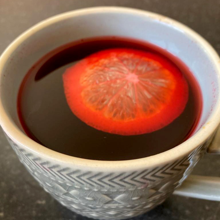 Start or end your day with a refreshing Haskapa tea. This cup (a pic from one of our newest customers) is made with just a teaspoon of our berry powder mixed in hot water, with a slice of lemon. Tastes good! Does good!