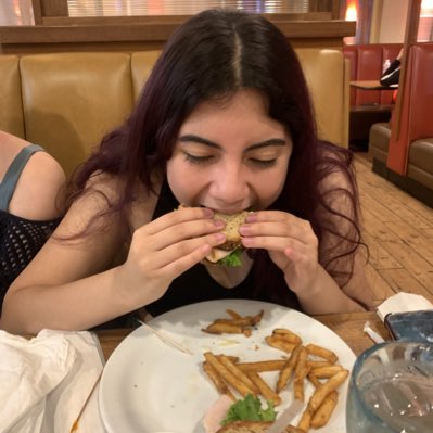 saebaeh's tweet photo. #NewProfilePic i don’t think u guys understand how much i love sandwiches https://t.co/ElvgKxTd35