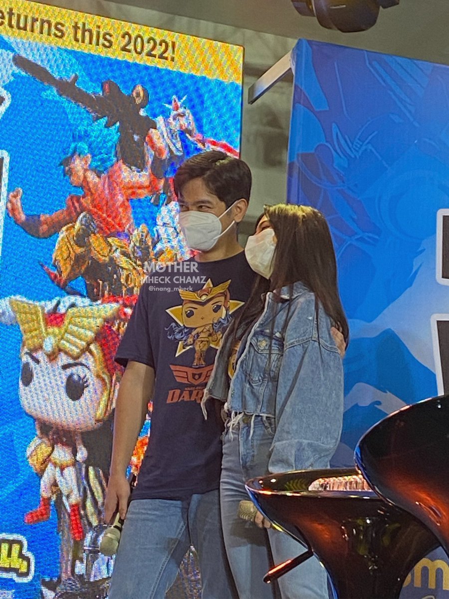 inang_mheck's tweet photo. Si Darna at Si Brian!

#Darna #ToyConPH2022
@iamjoshuagarcia | Joshua Garcia https://t.co/iNpSxaufE9