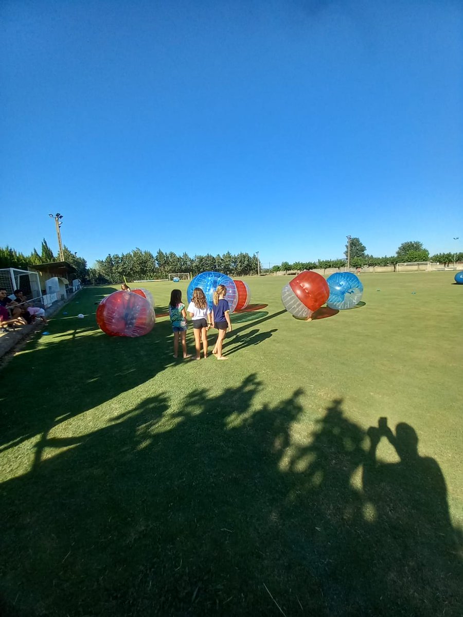 CabanesFemeni's tweet photo. Gran final de temporda ahir tarda al municipal de Cabanes, #fentclub #diversió #amuntcabanes https://t.co/cK217tizbt